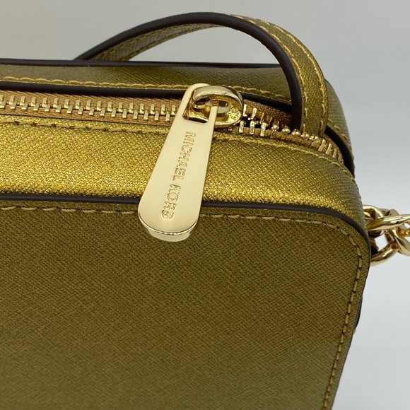 MICHAEL KORS JET SET ITEM LG EW CROSSBODY LEATHER - Picture 15 of 15